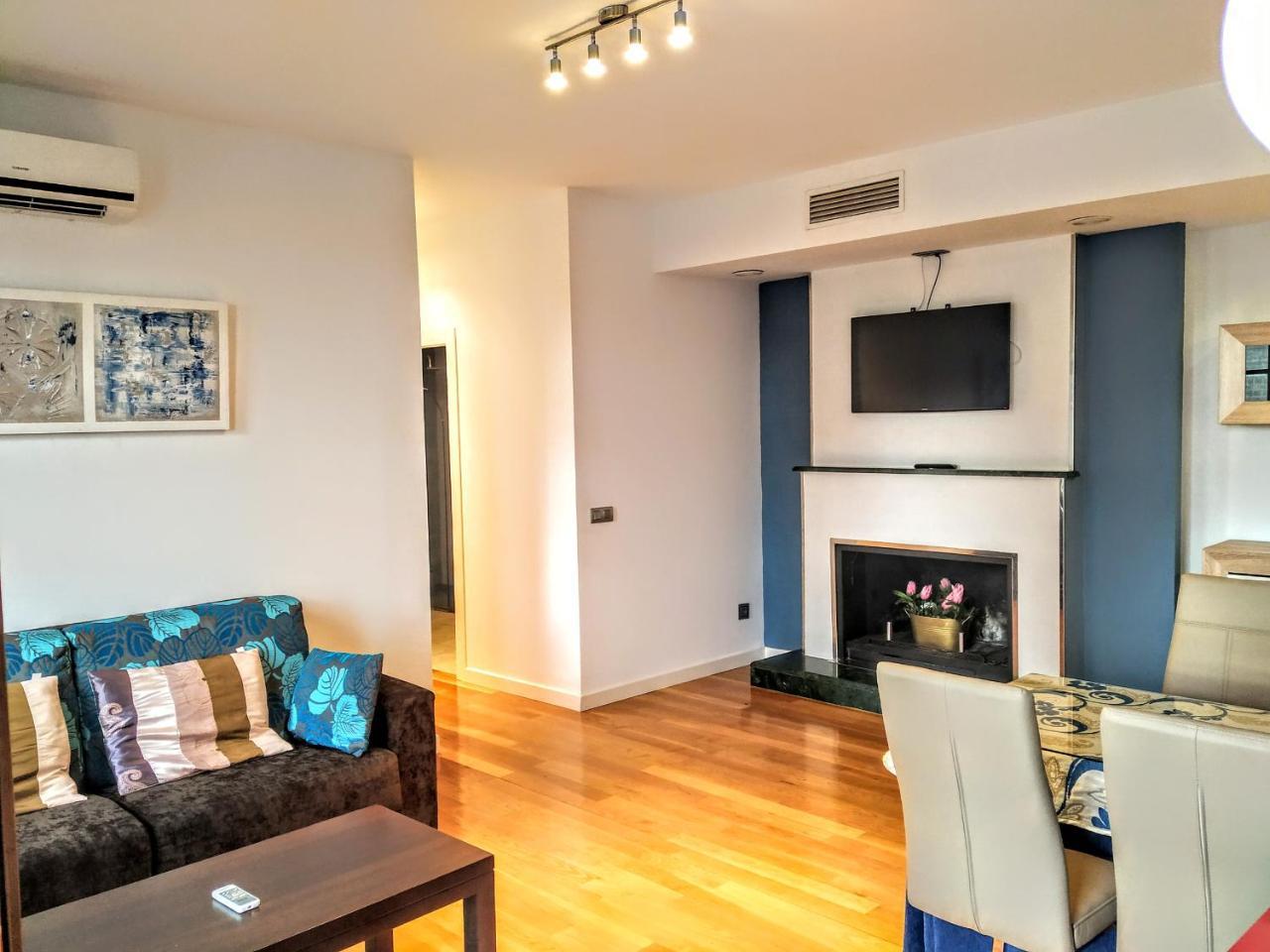 Apartamentos Sol Hospital Santiago Úbeda Buitenkant foto