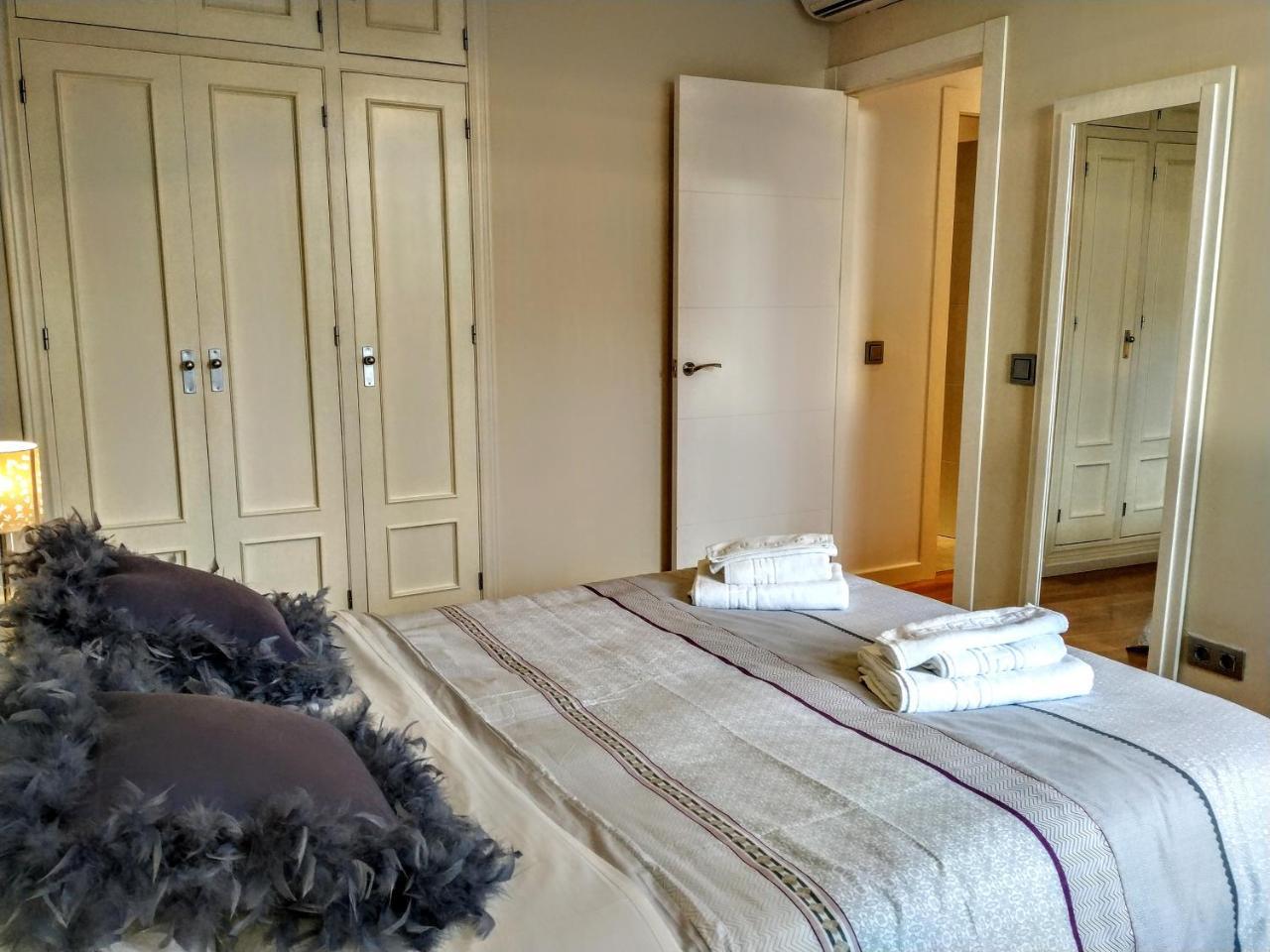 Apartamentos Sol Hospital Santiago Úbeda Buitenkant foto