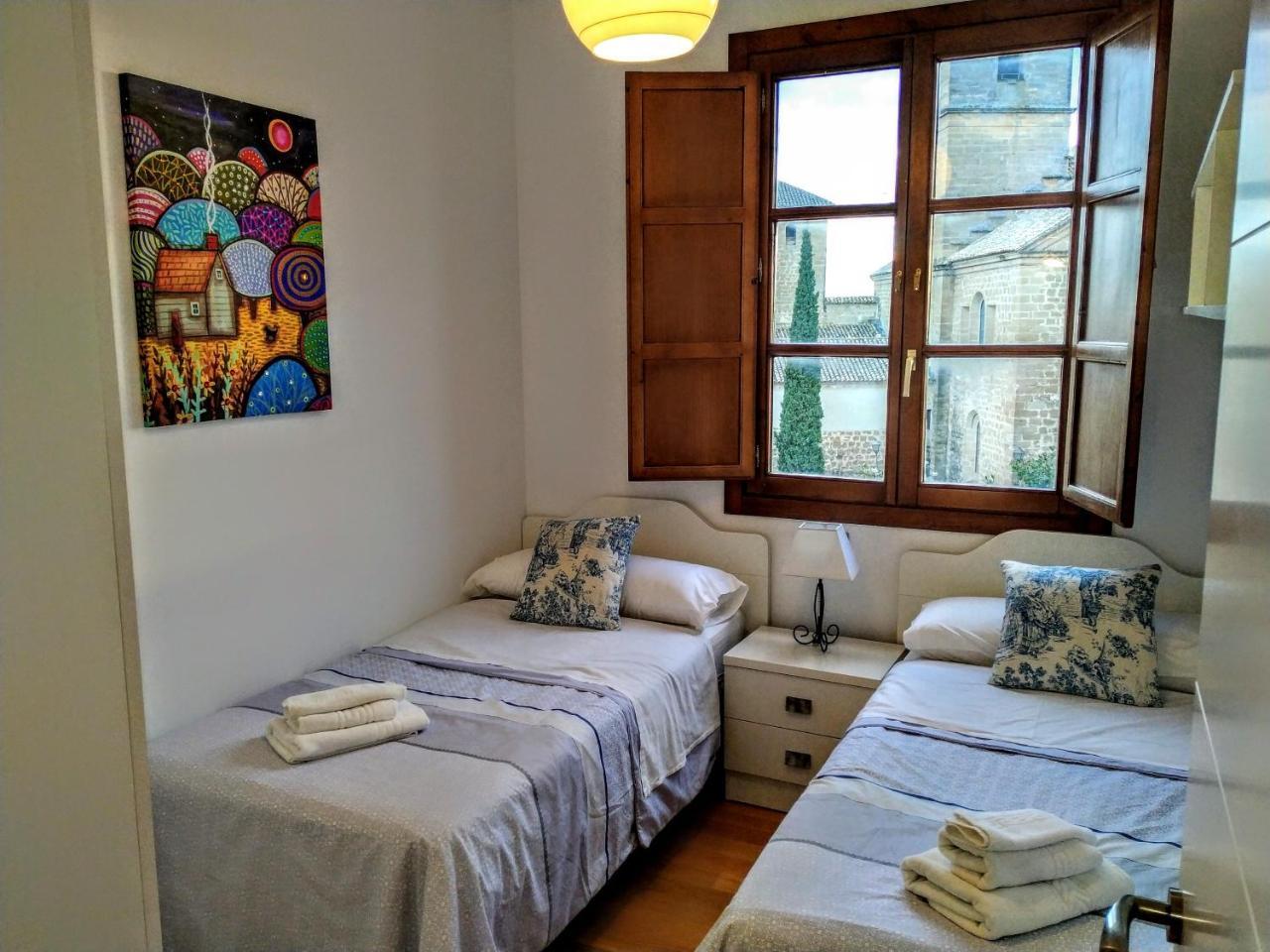 Apartamentos Sol Hospital Santiago Úbeda Buitenkant foto